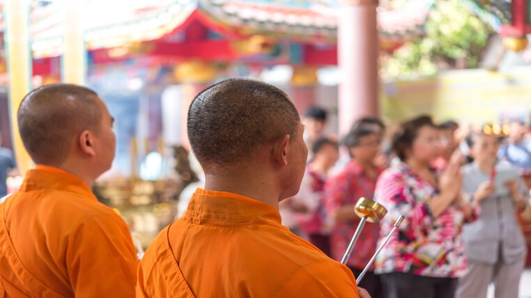 μοναχος βουδιστης καζινο live